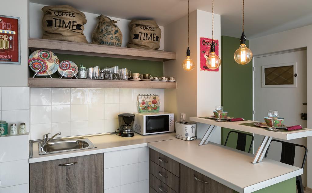 Vintage Apartment In The Heart Of Plaka Atenas Exterior foto